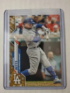 Mookie Betts 2020 Topps Factory Set Gold Star Parallel LA Dodgers #420 - Imagen 1 de 2