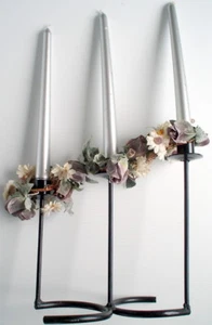 UN CANDELABRO + TRES VELAS ***** UN CANDELABRO + CANDELABROS TROIS - Imagen 1 de 6