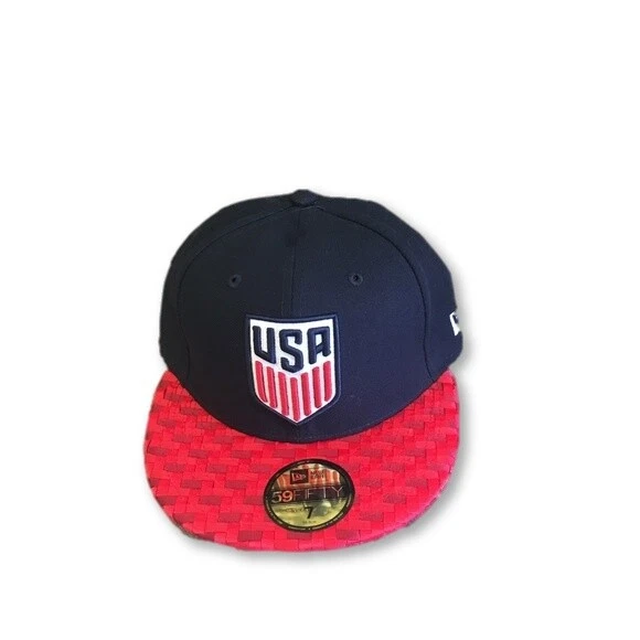 New USA US Soccer New Era 59Fifty Checked Navy Red Fitted Size 7 Hat Cap - Image 1 of 2
