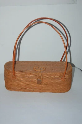 Ancien petit panier , sac bandoulière - Photo 1/4