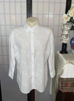 Blusa Izod Mujer L Bordada Blanca Manga 3/4 Botón - Usada en Excelente Condición Foto 1 de 4