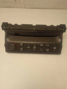 00 01 02 03 04 05 CADILLAC DEVILLE Heater A/c Control - Picture 1 of 5