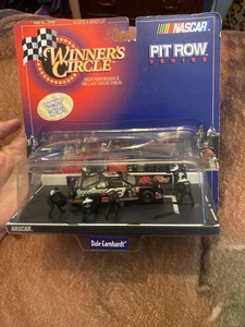 Winners Circle 1998 - Dale Earnhardt Sr. #3 Goodwrench - Pit Row Series - 1:64 - Picture 1 of 1