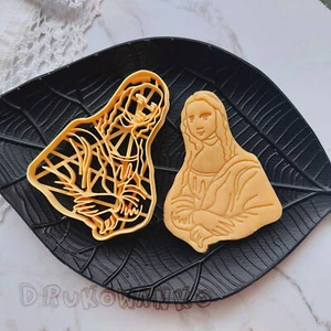 Arte Leonardo da Vinci Mona Lisa Pintura Famosa Historia Louvre Cortador de Galletas - Imagen 1 de 6