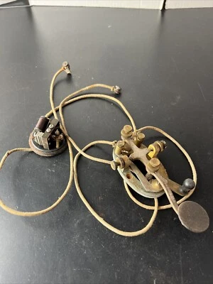 Signal Electric Antique Morse Code Key 590 Brass base - Image 1 of 4