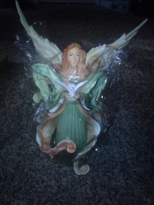 NEW 12" JCPenny Home Collection On the Wings Of Peace Resin - Angels - Jesus - Picture 1 of 5