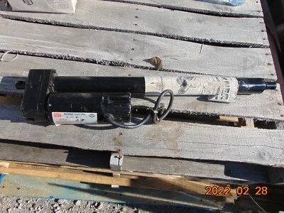  WARNER ELECTRIC A22 SERIES LINEAR ACTUATOR A22-05B5-18D  500LB - Изображение 1 из 3
