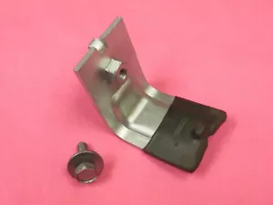 71-73 Mustang Cougar Door Window Glass Lower Stop Bracket - Bild 1 von 6