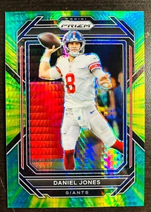 Tarjeta Hyper Prizm 2022 Panini Prizm Daniel Jones verde SP #/175 ¡Estrella de los Gigantes de Nueva York! - Imagen 1 de 3