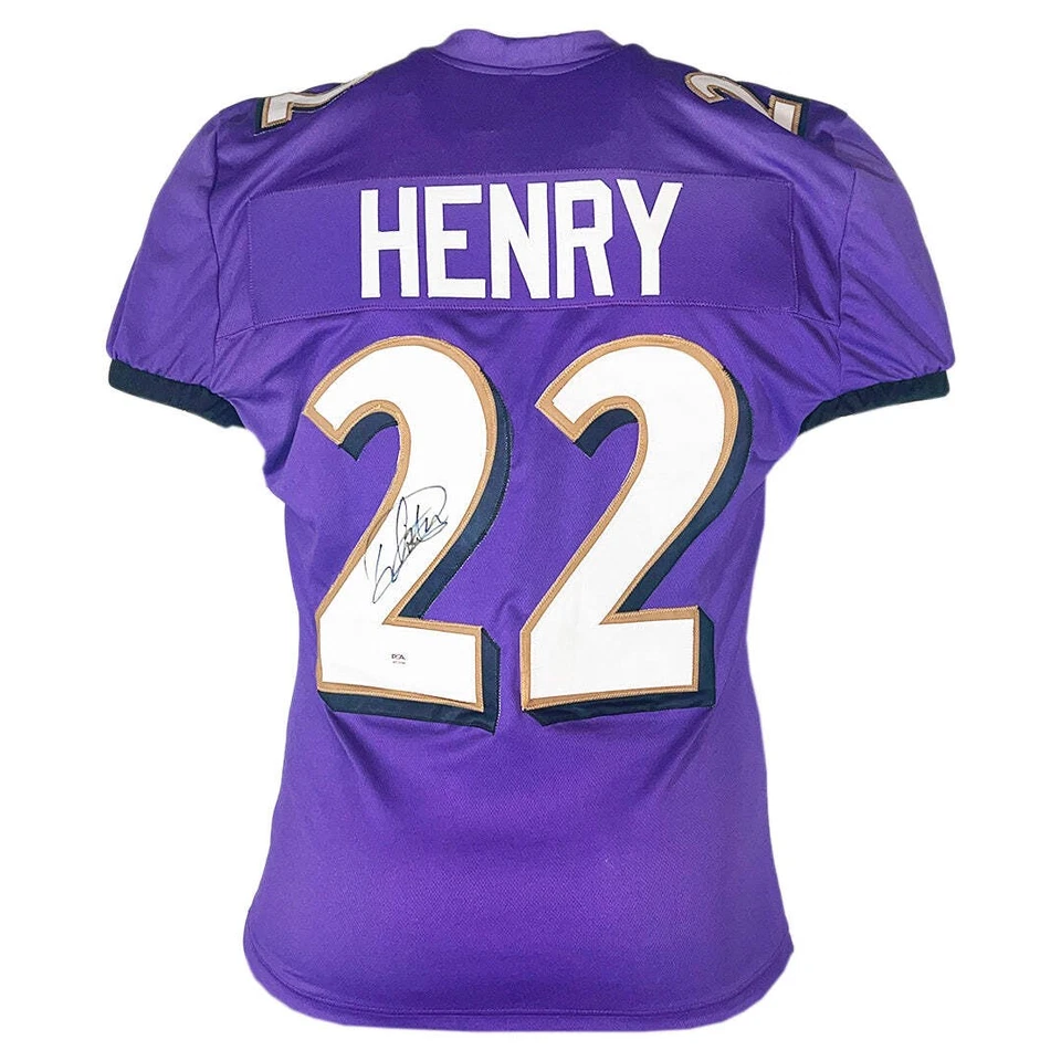 Camiseta de fútbol americano púrpura firmada por Derrick Henry de Baltimore (PSA) Foto 1 de 3