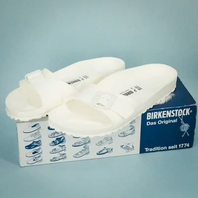 Birkenstock 39 尺码 8 美国窄白色 Madird EVA 一脚蹬拖鞋凉鞋 全新 — 第 1/4 张图片