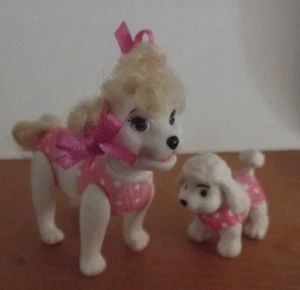 Vintage Polly Pocket Happenin' Pet Salon Spielset NUR ERSATZHUNDE - Bild 1 von 9