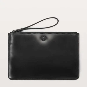 Lululemon Goody Bag Black Clutch Wristlet Wallet Zip Make Up Gym Essential Bag - Picture 1 of 7
