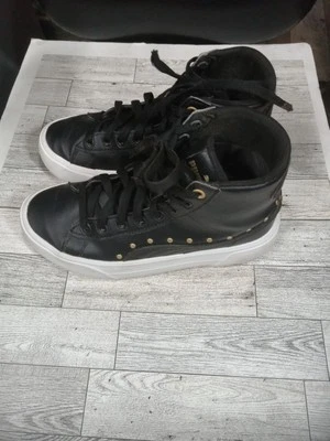 Zapatilla deportiva Puma Kaia Stud plataforma media negra/negra talla 6,5 Foto 1 de 4