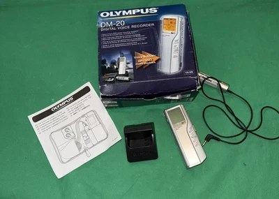 OLYMPUS DIGITAL VOICE & MUSIC RECORDER DM-20 REMOTE CONTROL USB CRADLE  No Charg - Image 1 of 4
