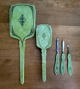 Vintage Art Deco 20er Beauty Waschtisch Set Bürste Handspiegel Pinzette antik grün - Bild 1 von 11