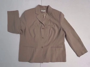Women’s AMANDA SMITH Blazer Suit Jacket Champagne/Tan Striped Size 18W - Picture 1 of 14