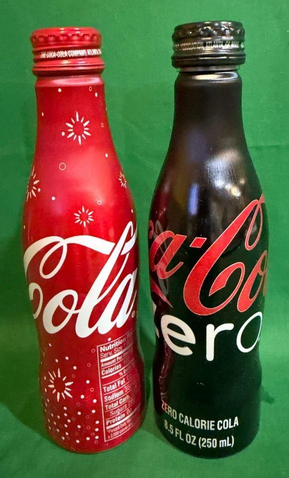 2 полные рождественские алюминиевые бутылки Coca Cola Coke в идеальном состоянии BX81 - Изображение 1 из 1