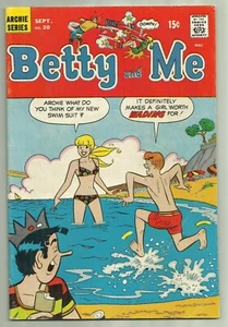 Betty and Me #30 Archie Comics 1970 DeCarlo Sexy GGA Beach Cover - Bild 1 von 2