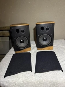 Pair of Mini Advent II 2-way Speakers, 8 Ohms, with grilles, Bookshelf. Untested - Picture 1 of 21