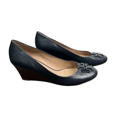 Tory Burch Bombas de Couro Azul Logotipo Medalhão Tamanho 9.5M Trabalho Clássico - Imagem 1 de 4