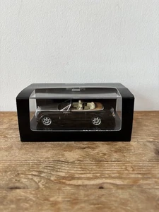 Minichamps 1/43 Rolls-Royce Phantom Drophead Coupe Black Metallic 436 134730 - Picture 1 of 12