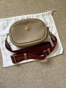 COACH Leather Camera Bag Shoulder Bag C7956 Taupe Webb Strap - Picture 1 of 11