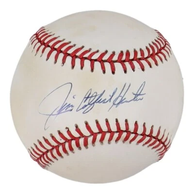 Jim "Catfish" Hunter Signed AL Baseball (Beckett) New York Yankees / Oakland A's - Image 1 of 4