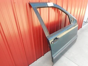 1998 MERCEDES ML320 RIGHT PASSENGER FRONT DOOR - Picture 1 of 7