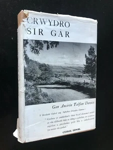 Crwydro Sir Gar - Talfan Davies - Carmarthenshire Welsh Interest - Picture 1 of 1