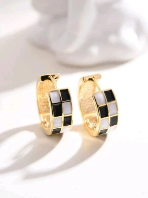 Gold Filled Huggies Earrings 18k Yellow Gold Little Hoop Birthday Gifts Women  - Image 1 of 4