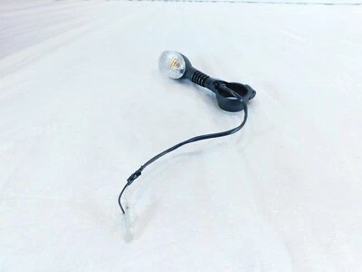 Indicador de giro delantero izquierdo Triumph Street Scrambler Twin Speedmaster 18-20 Foto 1 de 4