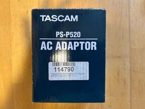 Tascam PS-P520 AC-Adapter - Bild 1 von 2