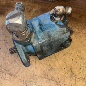 Vickers Power Steering Vane Pump FluiDyne # A3840003-009 Ref. # WF820153, CLBW22 - Picture 1 of 7