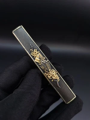 Ventilador dobrável japonês e flor de cerejeira Kozuka para Wakkiashi Tanto D126 - Imagem 1 de 4