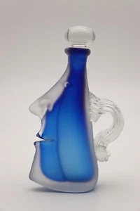 Jarrón con cara de botella de vidrio de Karlin Rushbrooke - Imagen 1 de 14