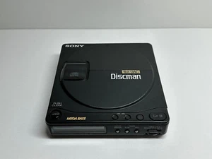 Rare and Vintage SONY Discman CD player D-99 Full Metal, DEFEKT! ⚡BLITZBEREIT⚡ - Picture 1 of 11