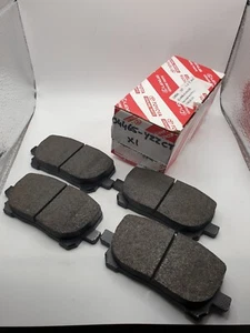 Toyota Verso Genuine Front Brake Pads 04465YZZCT 2001-2007 OEM Parts - Imagen 1 de 6