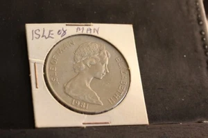 Isle of Man 1981 Royal Wedding Crown - Picture 1 of 2
