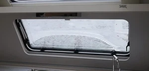 ADRIA Wohnwagenfensterscheibe Vorne für Adora + Alpina, aktuelle Modelle - Bild 1 von 2