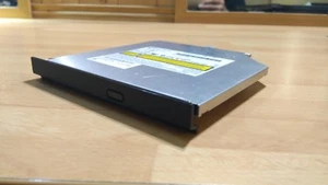 Fujitsu Siemens Amilo La1703 - CD/DVD Burner for DVD - Pata Player CD - Picture 1 of 1
