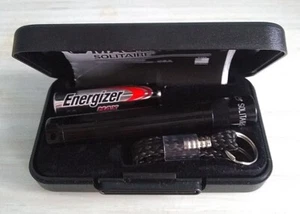 Maglite Taschenlampe Glühlampe Solitaire AAA schwarz K3A012 mit Box & Akku - Bild 1 von 4