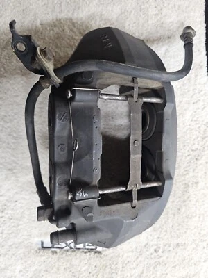 PINZA DE FRENO DELANTERA IZQUIERDA LADO CONDUCTOR LEXUS LS460 LS600H AWD OEM 2007-2017 Foto 1 de 4