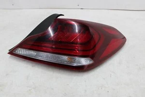 2019-2021 GENESIS G70 Tail Light Assembly Passenger Side W/o Spt Package - Foto 1 di 8