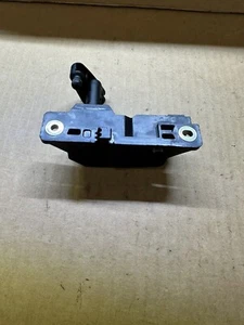 TOYOTA SIENNA REAR RIGHT QUARTER GLASS WINDOW MECHANISM VENT MOTOR ACTUATOR - Picture 1 of 3