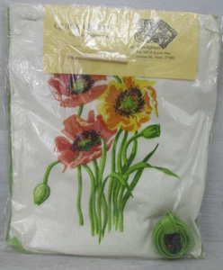 Vintage Trapunto Poppy Pillow Quilting Kit by Moonlighters 14" x 11" approx - Picture 1 of 7