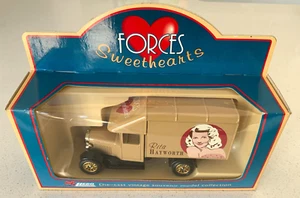 Morris Parcel Van "Rita Hayworth" - 1:76 Scale Special Edition Die Cast Model - Picture 1 of 3
