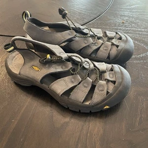 Sandali Keen taglia 8 scarpe donna acqua grigio pelle impermeabili - Foto 1 di 14