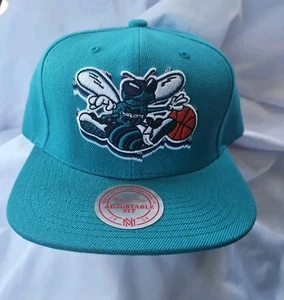 Mitchell & Ness NBA Charlotte Hornets verde azulado ajustable sistema operativo gorra trasera a presión HWC - Imagen 1 de 6