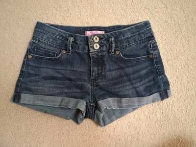 Juniors Candies Cuffed Demin Shorts Size 1 - Image 1 of 4